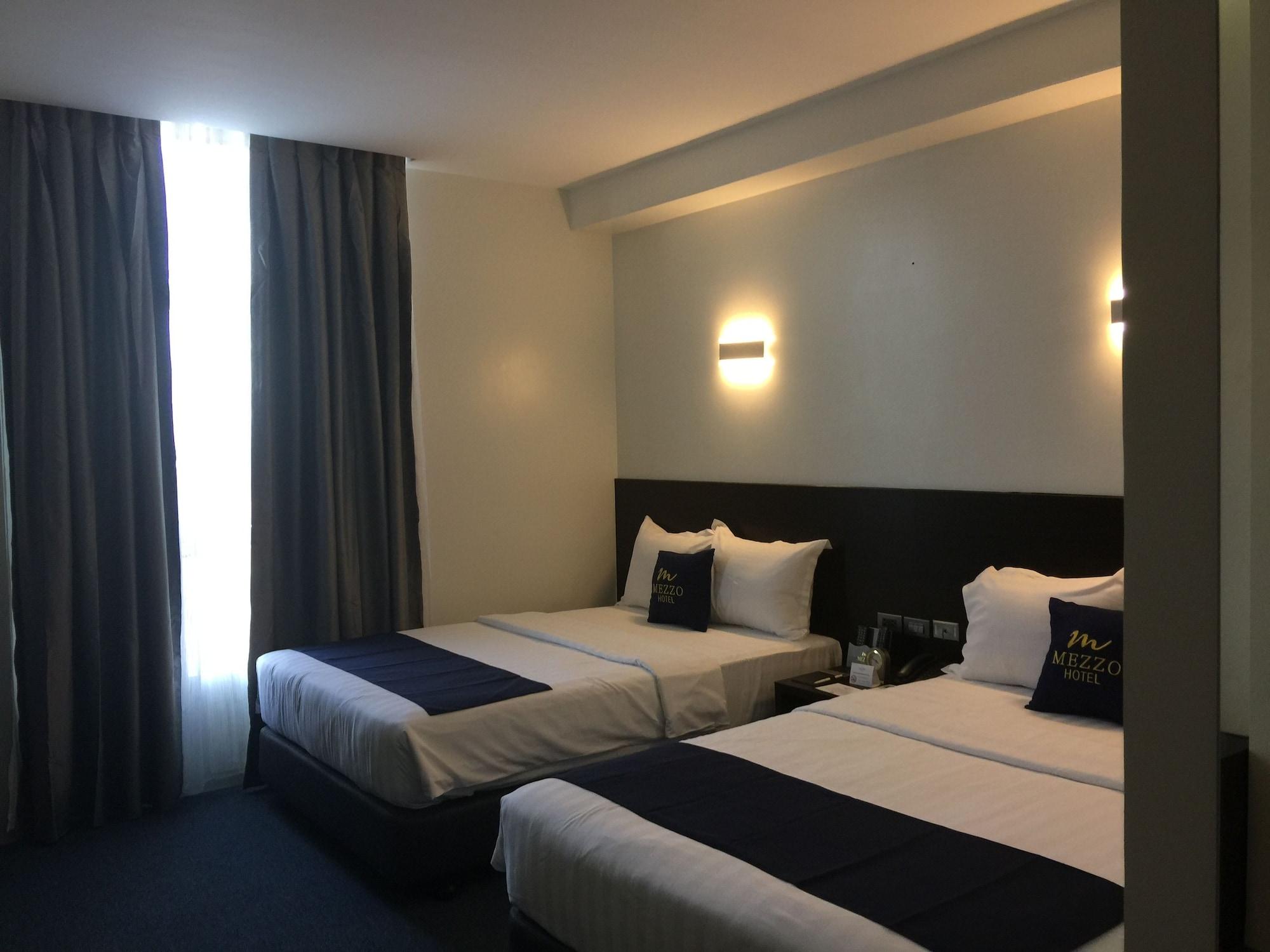 Mezzo Hotel Cebu Extérieur photo