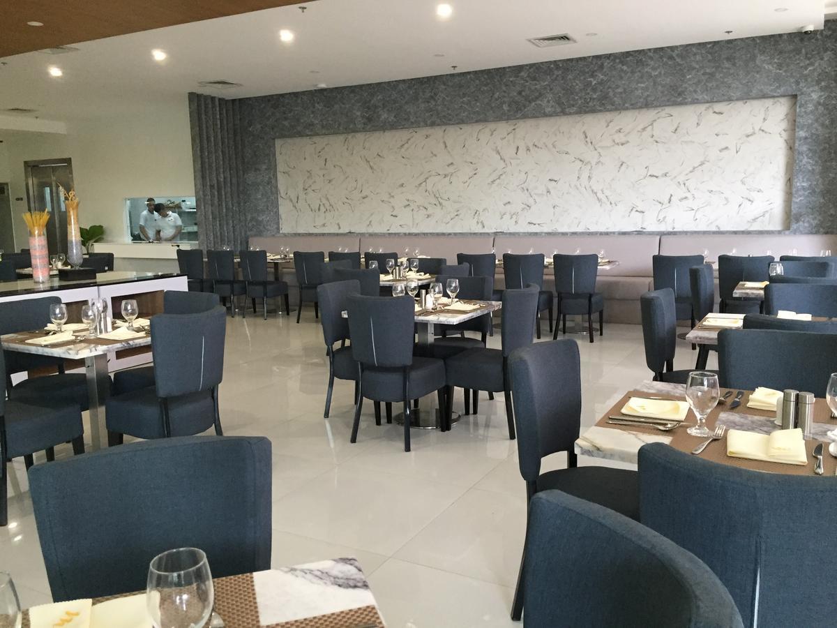 Mezzo Hotel Cebu Extérieur photo