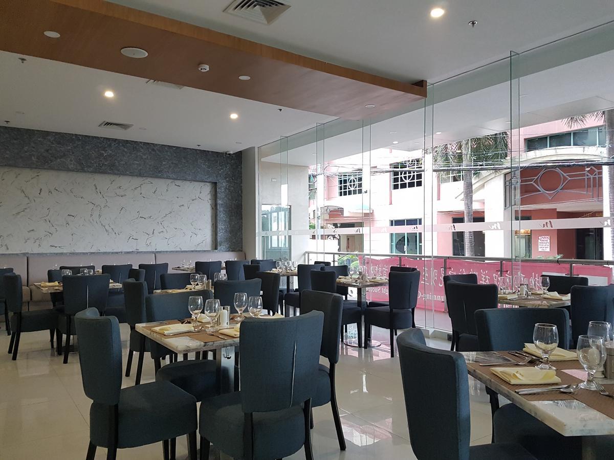 Mezzo Hotel Cebu Extérieur photo